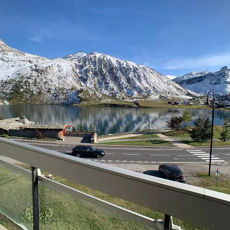 Lumineux Proche Pistes Et Commerces Avec Balcon - Fr-1-502-487