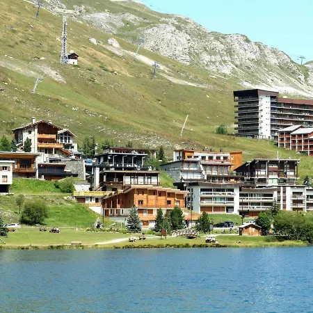 Lumineux Proche Pistes Et Commerces Avec Balcon - Fr-1-502-487 * Tignes